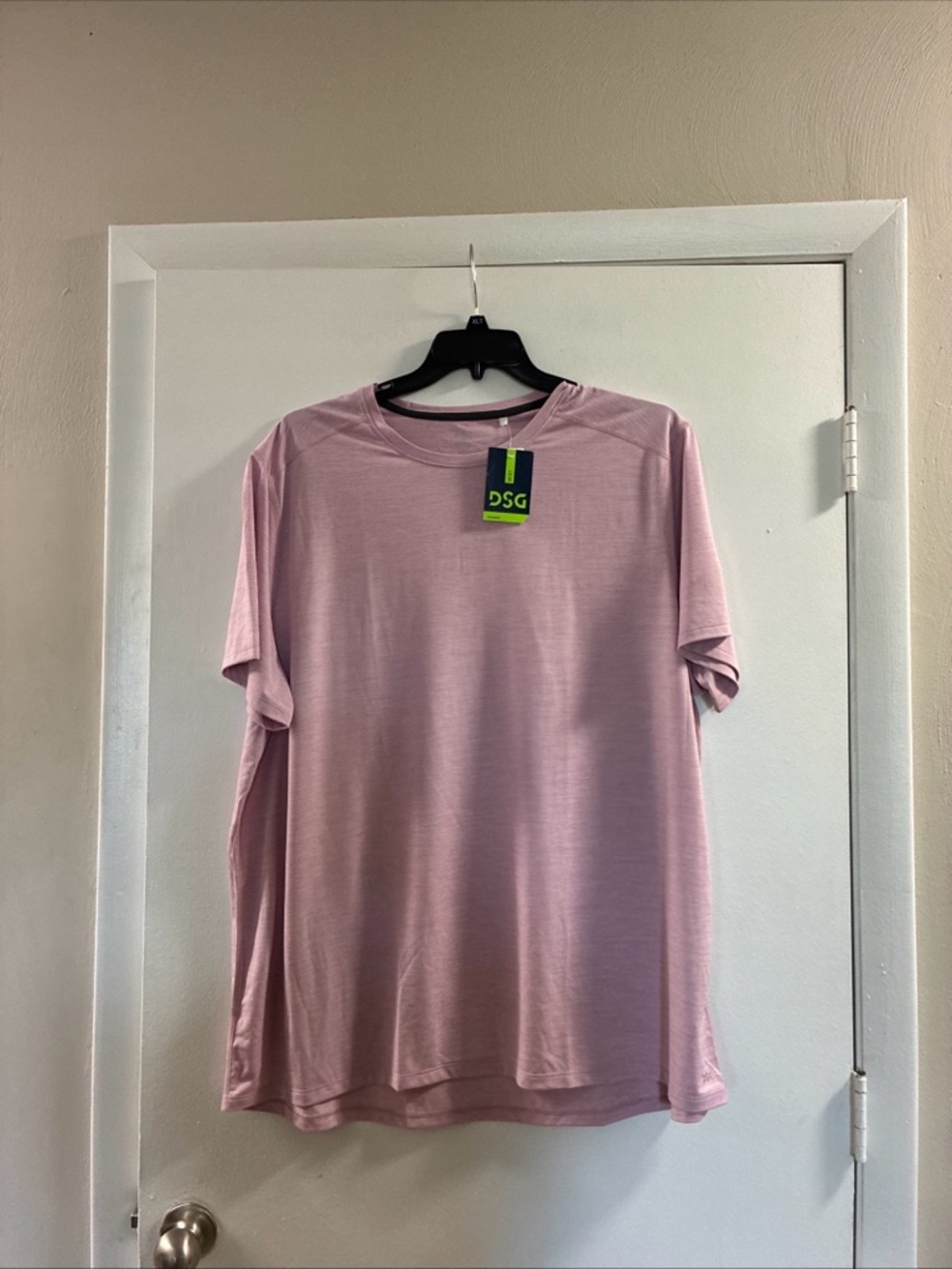 NWT DSG Men's Light Pink Short-Sleeve Performance Tee